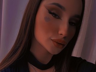 Have live sex on Bongacams and masturbate with lunsonn on webcam