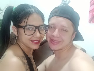 Have live sex on Bongacams and masturbate with boyslatin493916 on webcam